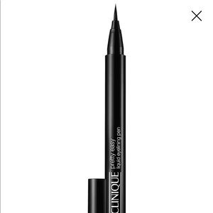 Clinique's mistake-proof black pen w/ cosmetic bag